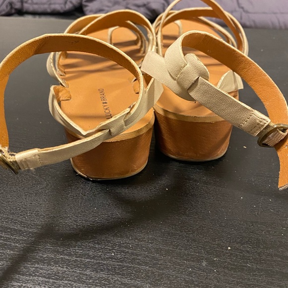 Lucky brand strappy wedges lightly worn - Picture 3 of 7